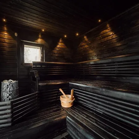 2-wing 4br, 2 Skipasses, Ylläs&nature View Villa